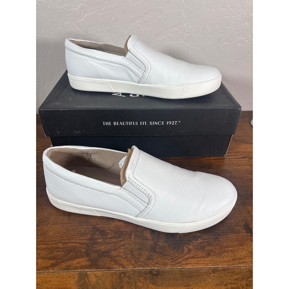 Naturalizer Marianne White Leather Slip On Sneakers Loafers Womens 10 M